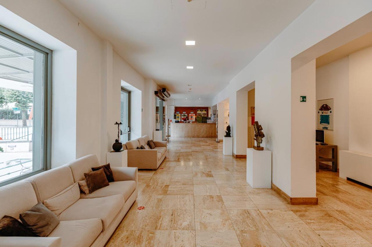 Grand Hotel Croce Di Malta مونتيكاتيني تيرمي المظهر الخارجي الصورة